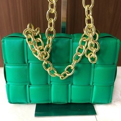 レディース ショルダーバッグ チェーンショルダー グリーン バックの画像