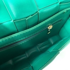 レディース ショルダーバッグ チェーンショルダー グリーン バックの画像