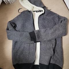 暖かいパーカー