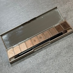 ルナソル　アイシャドウパレット　ザベージュアイズの画像