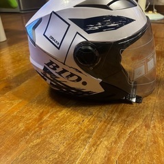 ヘルメットの画像