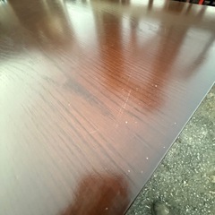 角テーブル　飲食店の画像