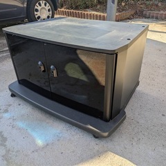 テレビ台無料
