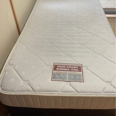 東京ベッドシングル (jutoru) 巌根のベッド《シングルベッド》の中古あげます・譲ります｜ジモティーで不用品の処分