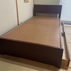 シングルベットフレーム、ニトリシングルマットセットの画像