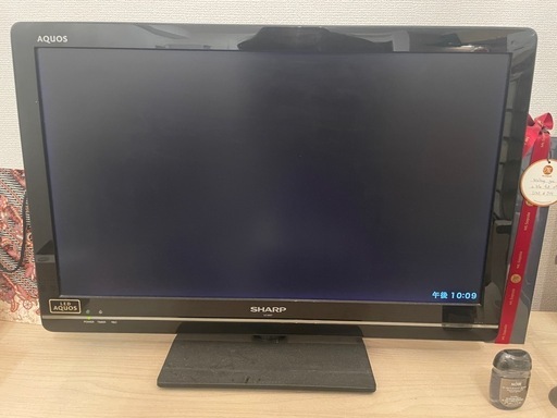 Sharp 24インチ　テレビ　リモコン付