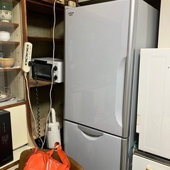 mabe/マーベ サイド・バイ・サイド ２ドア冷凍冷蔵庫 MSM25GS/G ホワイト 711L カスタムディスペンサー 大型 業務用  (しゃむろっく) 松山のキッチン家電《冷蔵庫》の中古あげます・譲ります｜ジモティーで不用品の処分