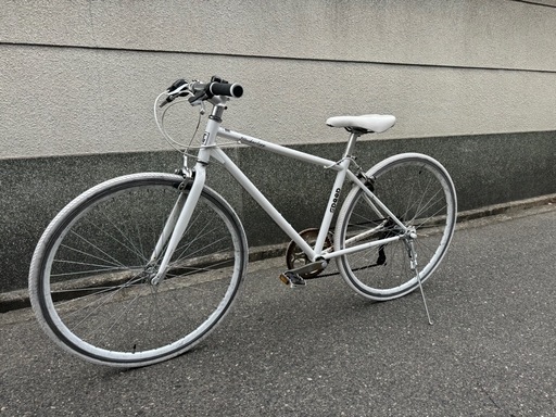 180）全車両格安販売‼️ 700c クロスバイク　ホワイト　変速