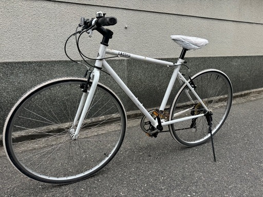 181）全車両格安販売‼️ 700c クロスバイク　ホワイト　変速