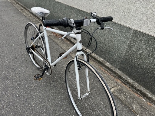 181）全車両格安販売‼️ 700c クロスバイク　ホワイト　変速 181）全車両格安販売‼️ 700c クロスバイク ホワイト 変速