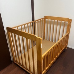 【無料・直接引取り限定】KATOJIベビーベッド(ダメージあり)