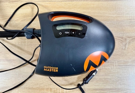 OUTDOORMASTER 電動エアーポンプ