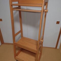 子供服ハンガーラックの画像