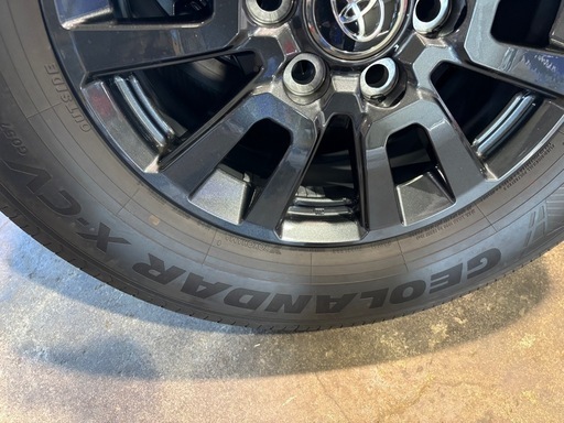 ランドクルーザー250 タイヤ&ホイール4本セット245/70R18 GX ランドクルーザー250 タイヤ&ホイール4本セット245/70R18 GX