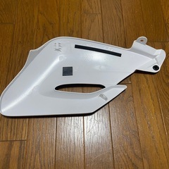 セロー250 シュラウド 右 白 3C5 ヤマハ 純正 中古 バイク 部品の画像