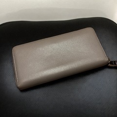 coach バイカラー ラウンドファスナー長財布
の画像