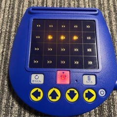 学習玩具 モノクロ液晶付き　しまじろうの画像
