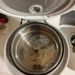 炊飯器の画像