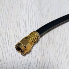 テレビアンテナケーブル　アンテナケーブル　黒　ブラック　30cm　ねじ式　F型　ストレート　同軸ケーブルの画像
