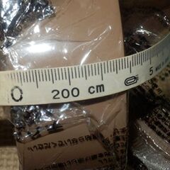 27.梱包用ビニール系テープ　5本￥200の画像