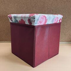 収納スツール（ROSE・薔薇柄）未使用品の画像