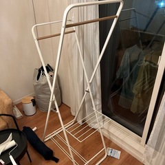 ハンガーラック収納