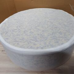 美品　座面クッション　山八商事　ボリューム丸型フロアクッション ルーシーDX　直径48×16cmの画像