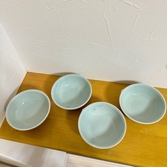 【新品】丸鉢　食器　4枚の画像