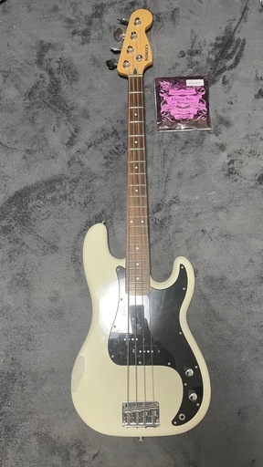 BUSKER’S バスカーズ　エレキベース　プレディッション　プレベ　弦付き