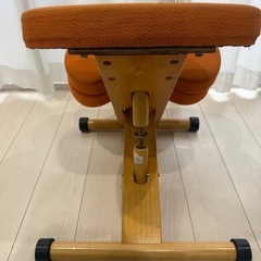 姿勢矯正椅子の画像