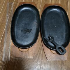 ステーキ皿と電動包丁トギ、土日引き取り##の画像