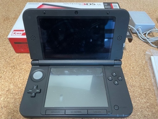 任天堂　3DS LL 充電器付