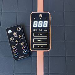 22日まで限定！美品♪ 使用頻度少♪ WELLSPO ハイブリッド コア リモコン付き 定価￥44000‐  家庭用EMS運動機器 HC-BB30の画像