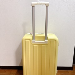 【新品未使用】スーツケース S イエロー 黄色 TSAロック搭載 キャリーケース 旅行 超軽量の画像