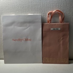 CHANEL クリスマスボックスなどの画像