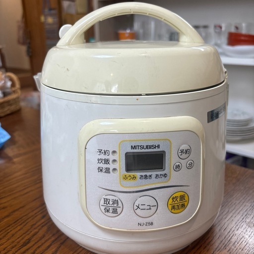 電気炊飯器