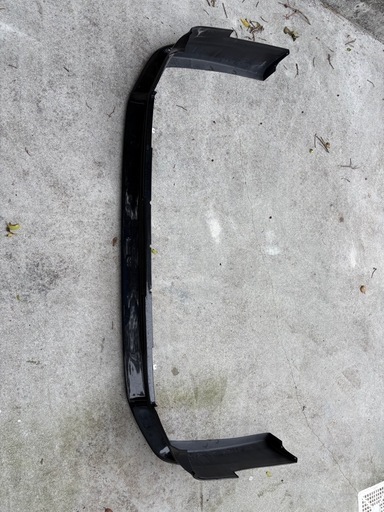 ハイエース フロントリップ フロントスポイラー