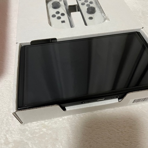 switch 有機EL 本体 保護シート2+ケース付き
