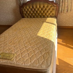 取引終了しました！中古セミダブルベッド！フランスベッドの画像