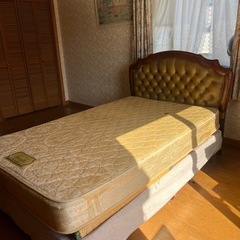 取引終了しました！中古セミダブルベッド！フランスベッド