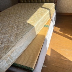 取引終了しました！中古セミダブルベッド！フランスベッドの画像