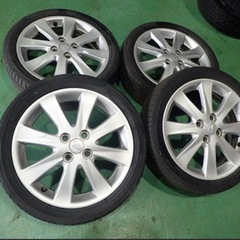 ダイハツ純正16インチの画像