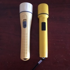 値下げ💴⤵️懐中電灯2個‼️単3型電池使用)