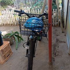 26インチ自転車（ヘルメット付）の画像