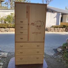 ベビーダンス　木製　キッズ用衣類収納　引き出し　棚付き扉　ゾウさん柄