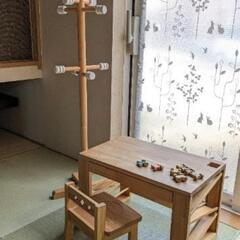 子供用家具、デスクセット、ポールハンガー