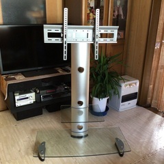 【取引先が決まりましたので終了】アルミ支柱の壁寄せテレビスタンド
