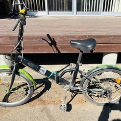 折り畳み自転車
の画像