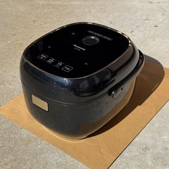 【19日まで】炊飯器　3合炊き　Panasonic SR-KT6...