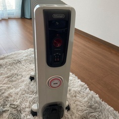 美品！デロンギ オイルヒーターの画像